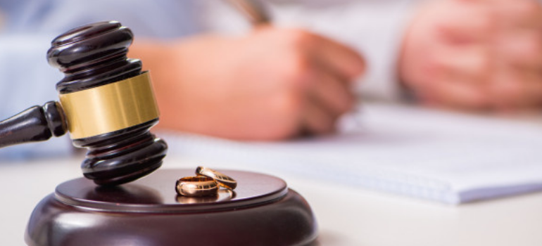 riduzione assegno divorzile
