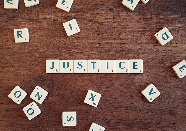 Cosa rischia l’avvocato scorretto in caso di denuncia?